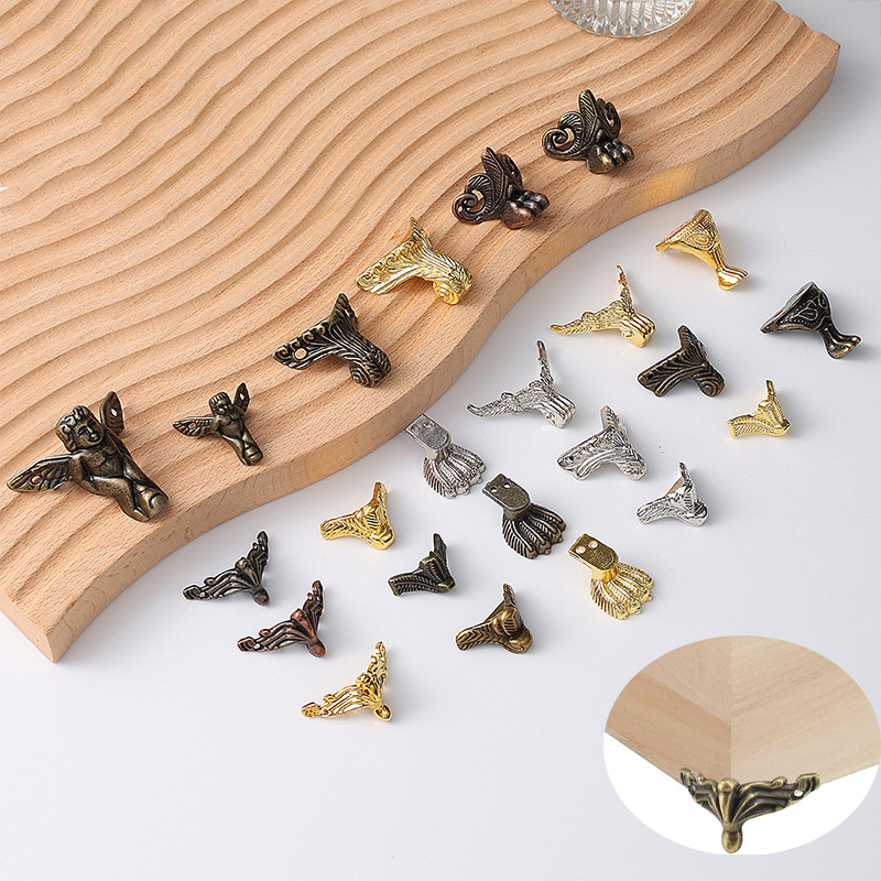 Pieds de boîte anciens, caisse - Body Jewelry Display Case avis et prix